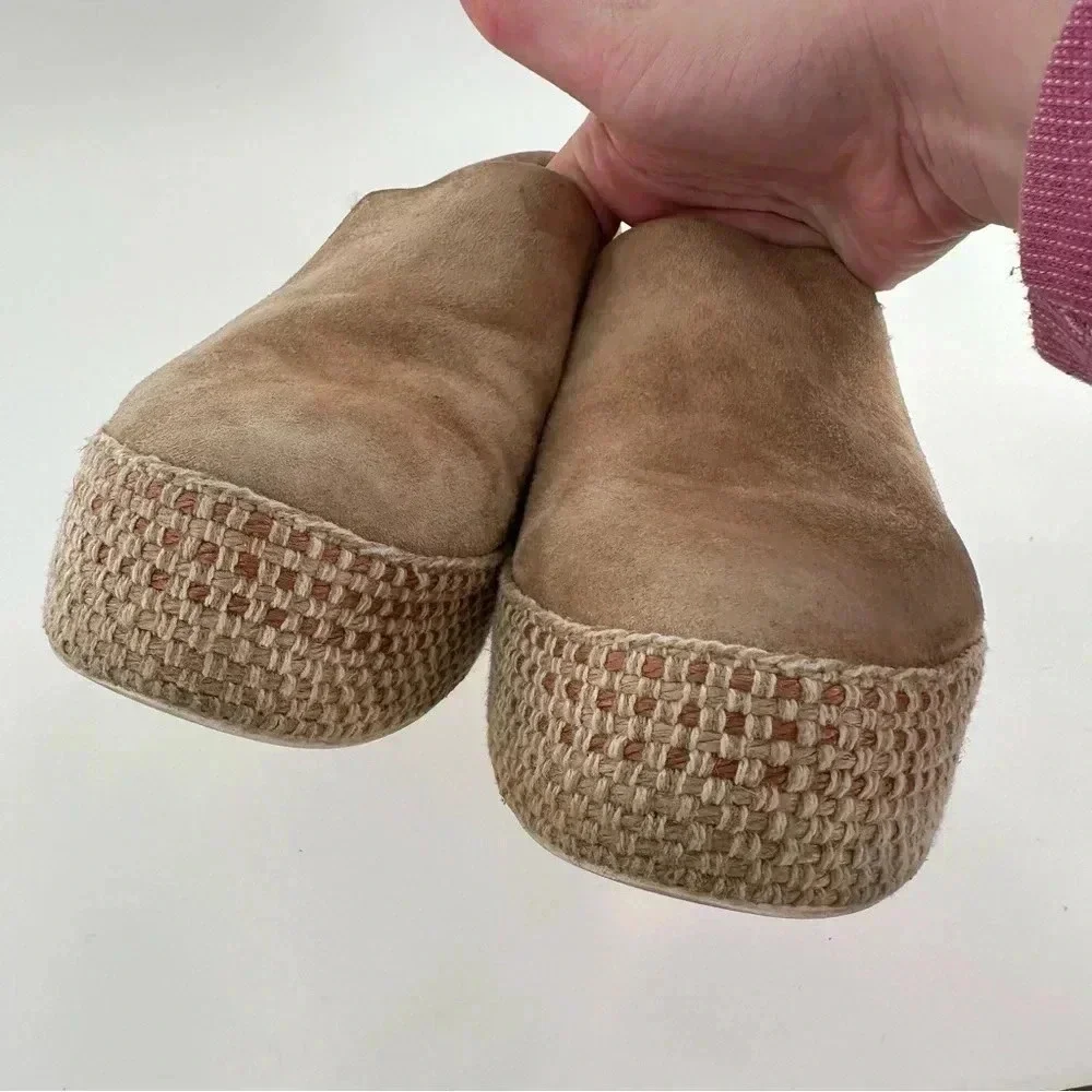 Vince womens Wilden flats size 5.5 35.5 beige suede chunky flatform Espadrilles